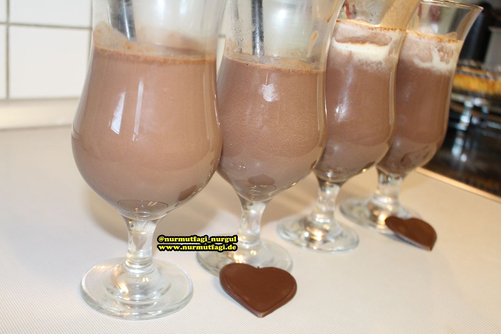 Sıcak Çikolata tarifi Nur Mutfağı